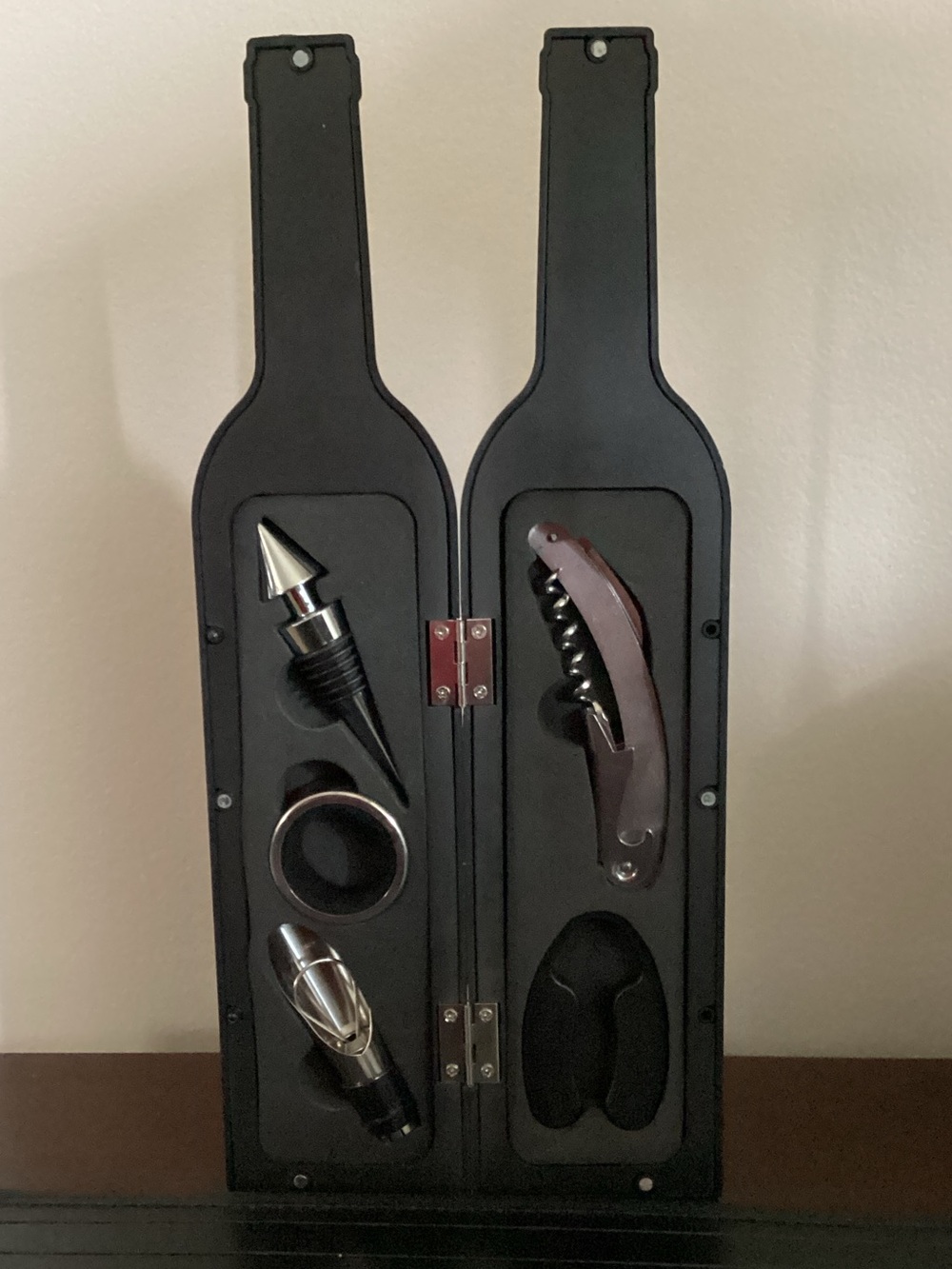 Black Bottle-Shaped Wine Accessory Set with Corkscrew and Pourer
